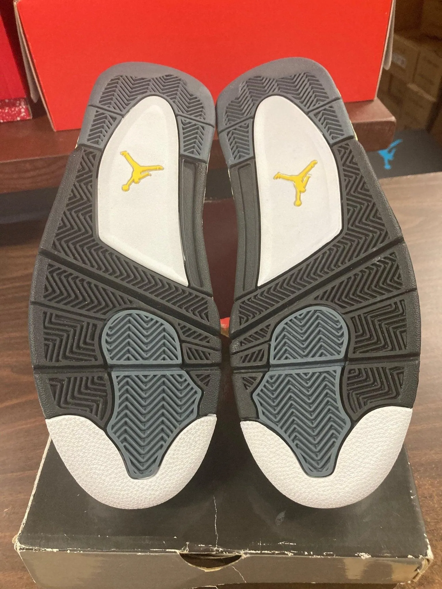 Air Jordan 4 Retro Tour Yellow / Rare Air