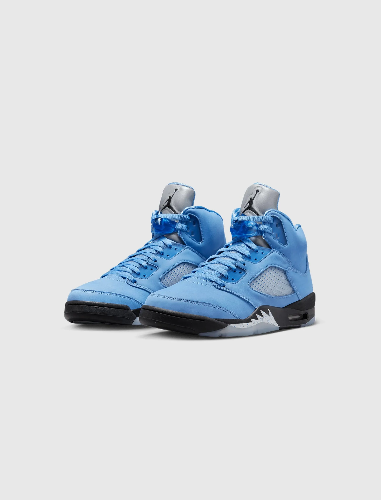 AIR JORDAN 5 RETRO "UNC"