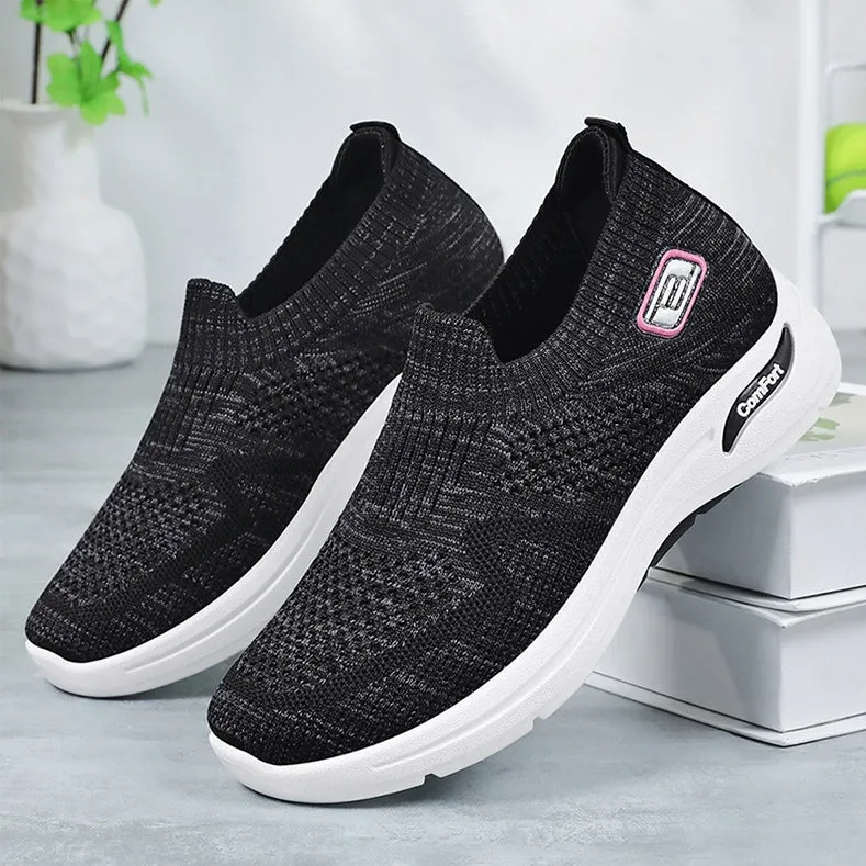 Classic and Breathable Women's Slip-On Sneakers for Everyday Wear