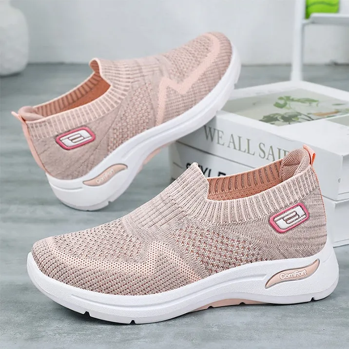Classic and Breathable Women's Slip-On Sneakers for Everyday Wear