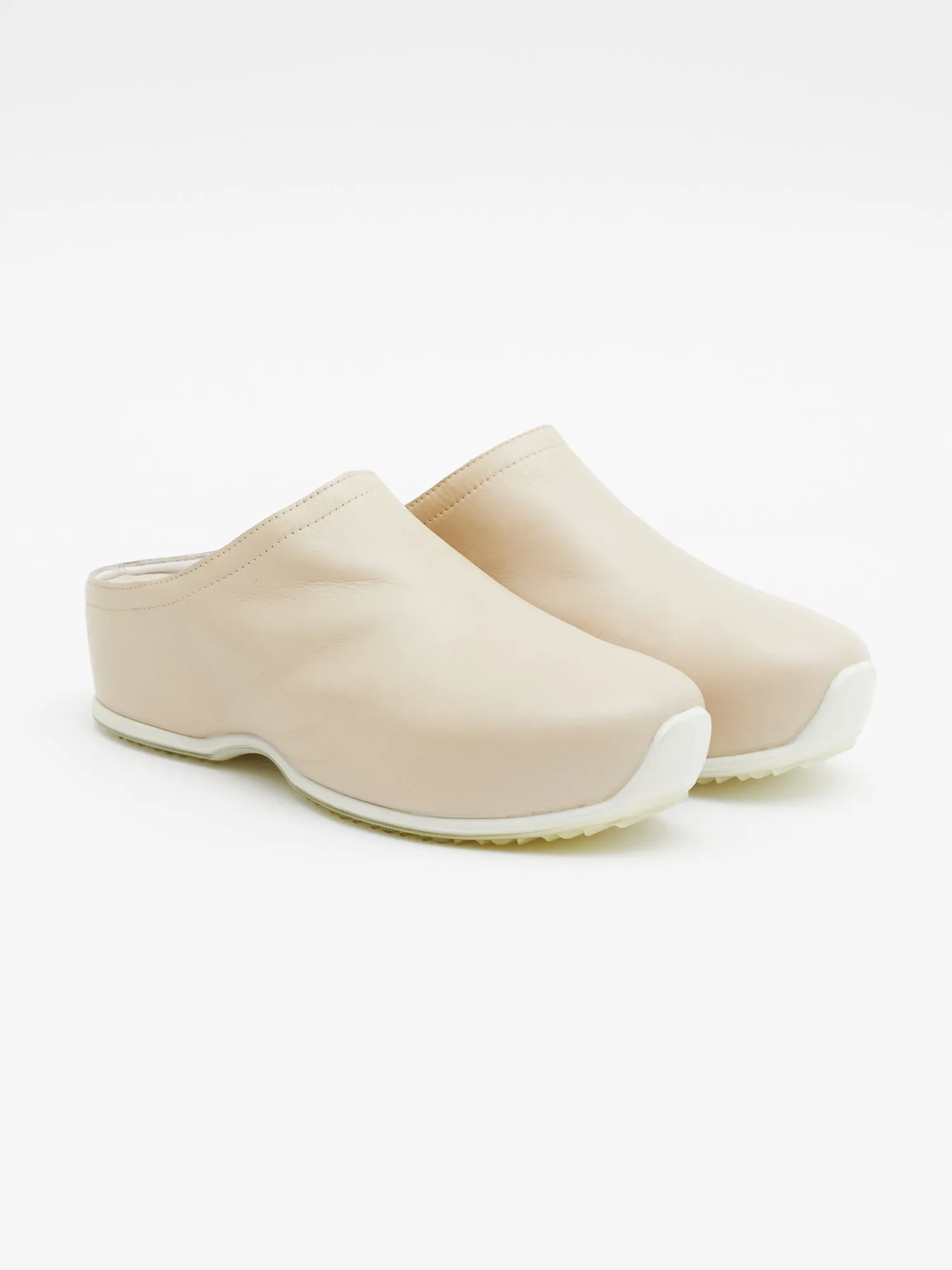 Closed Toe ECCO Clogs