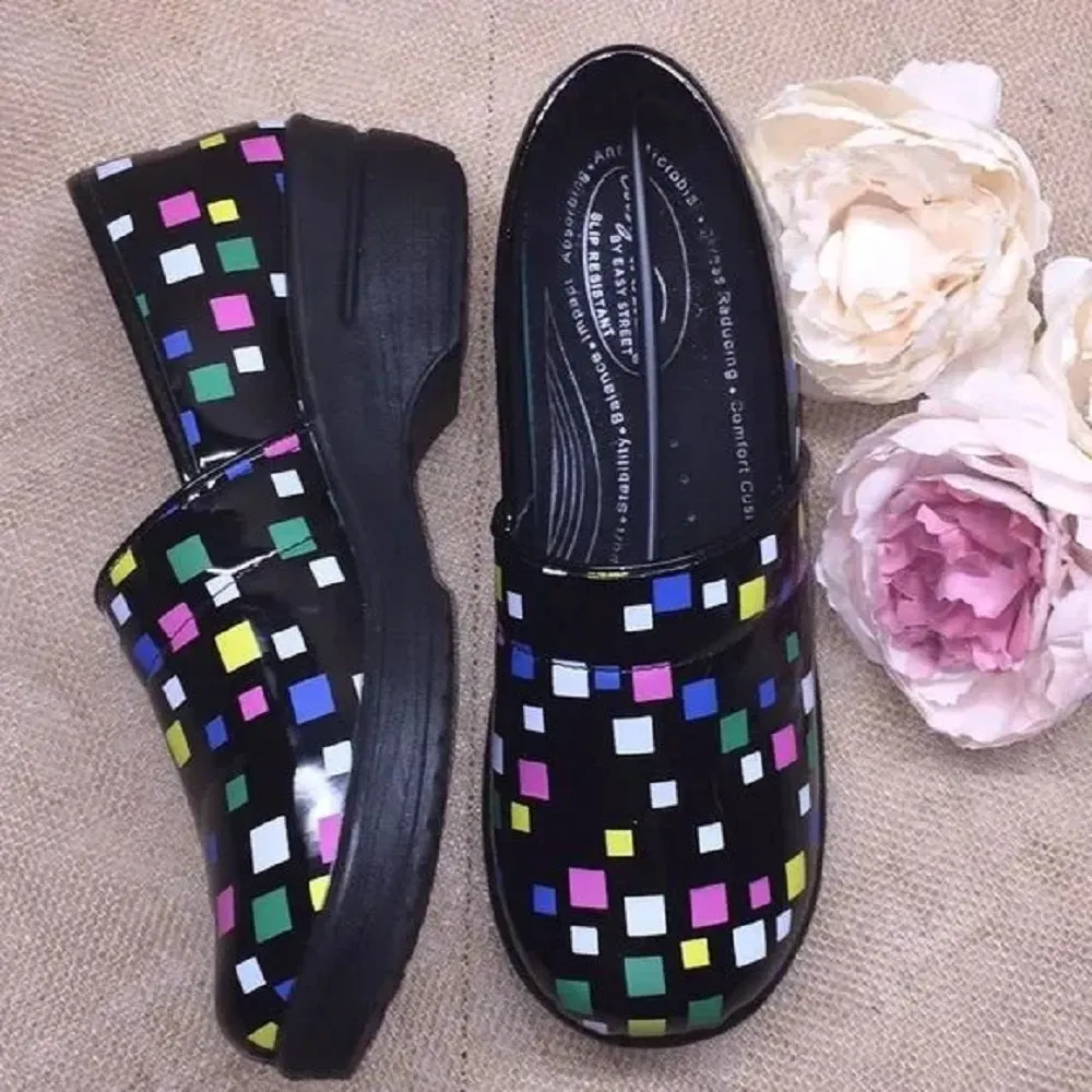 Easy Works Black Multi Clogs 8.5
