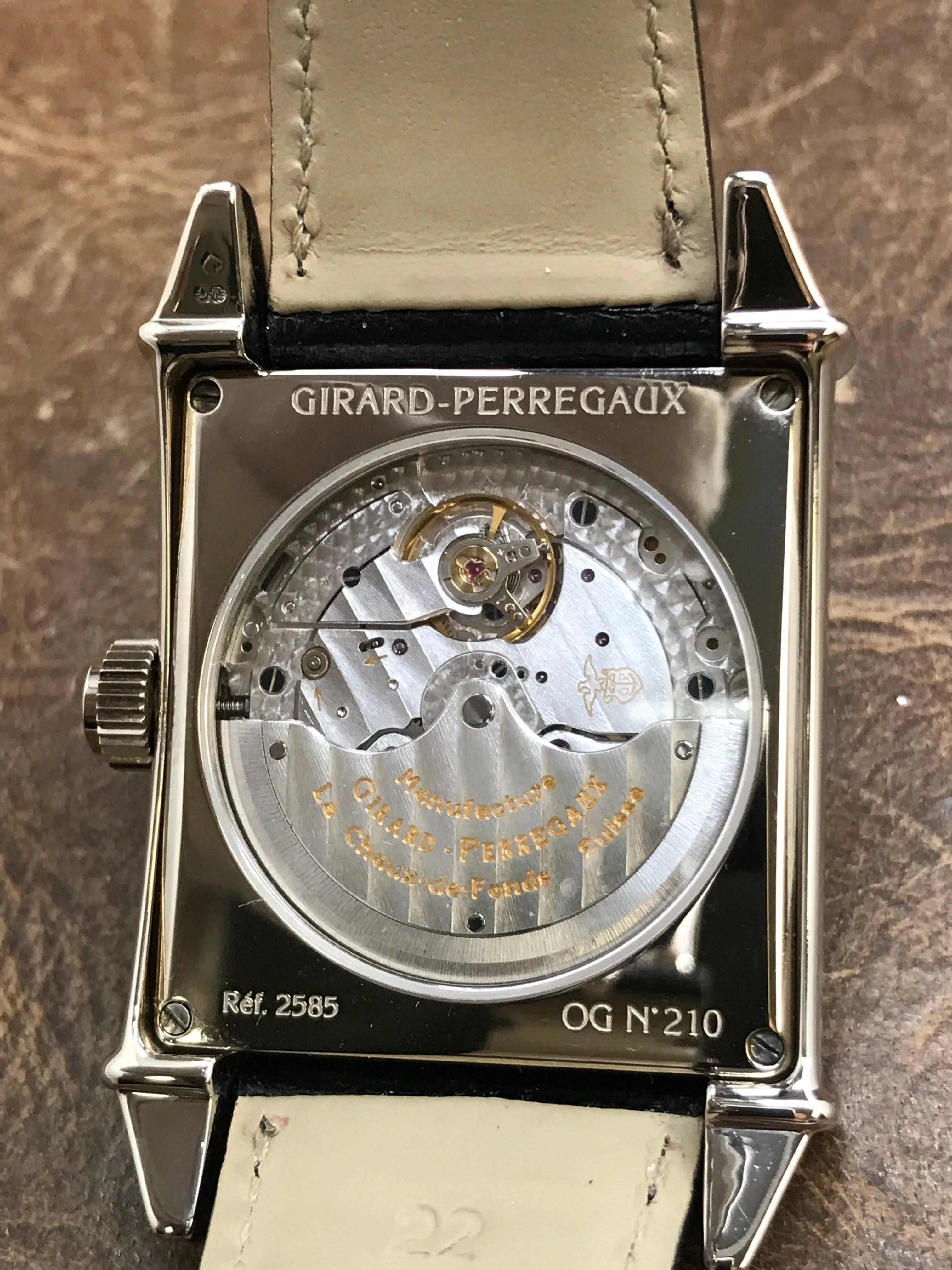 Girard Perregaux Vintage 1945 25850 Grey Dial Automatic Men's Watch