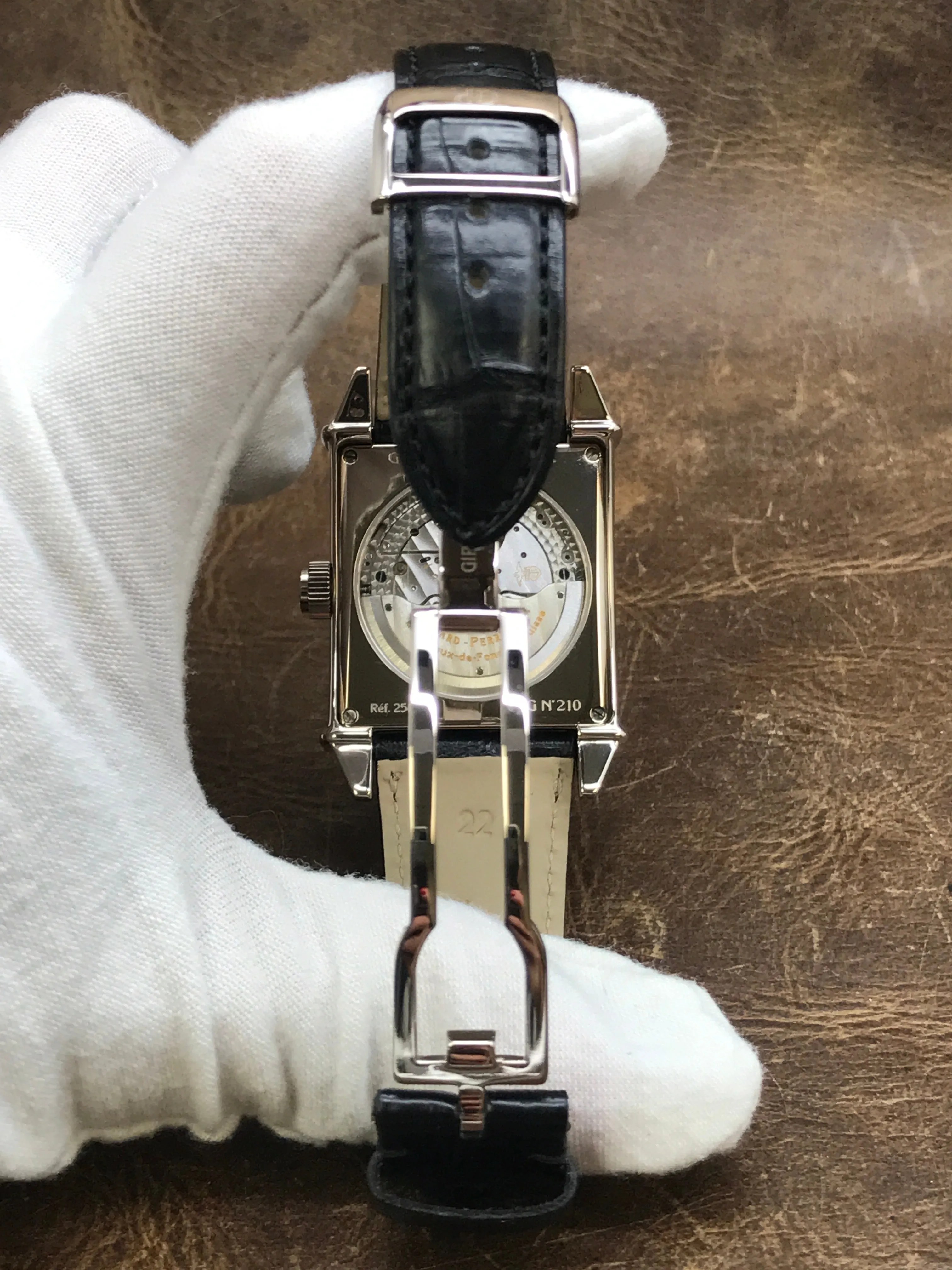 Girard Perregaux Vintage 1945 25850 Grey Dial Automatic Men's Watch