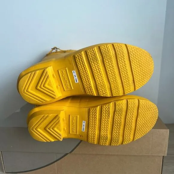 Hunter Original Tall Yellow Buckle Boots Kids - SZ 2 Boy/ 3 Girl