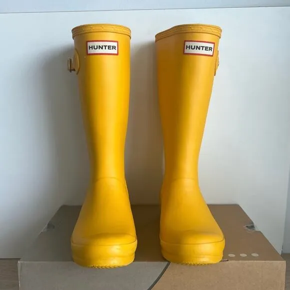 Hunter Original Tall Yellow Buckle Boots Kids - SZ 2 Boy/ 3 Girl