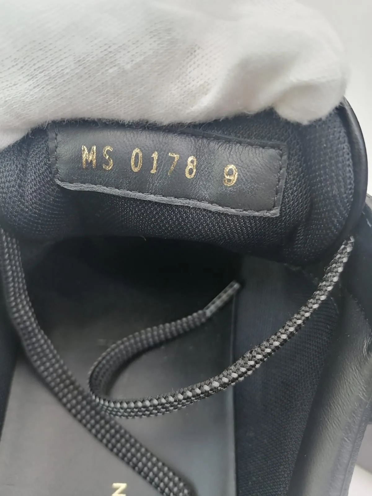 Luxembourg Sneaker