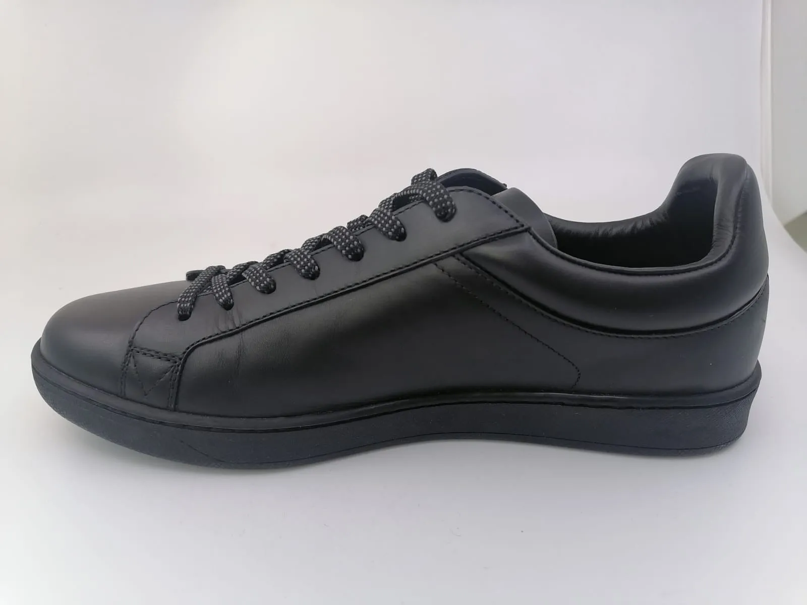 Luxembourg Sneaker