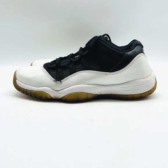 Nike Air Jordan Retro 11 Boys 5.5Y XI GS Black White Tuxedo Shoes Sneakers