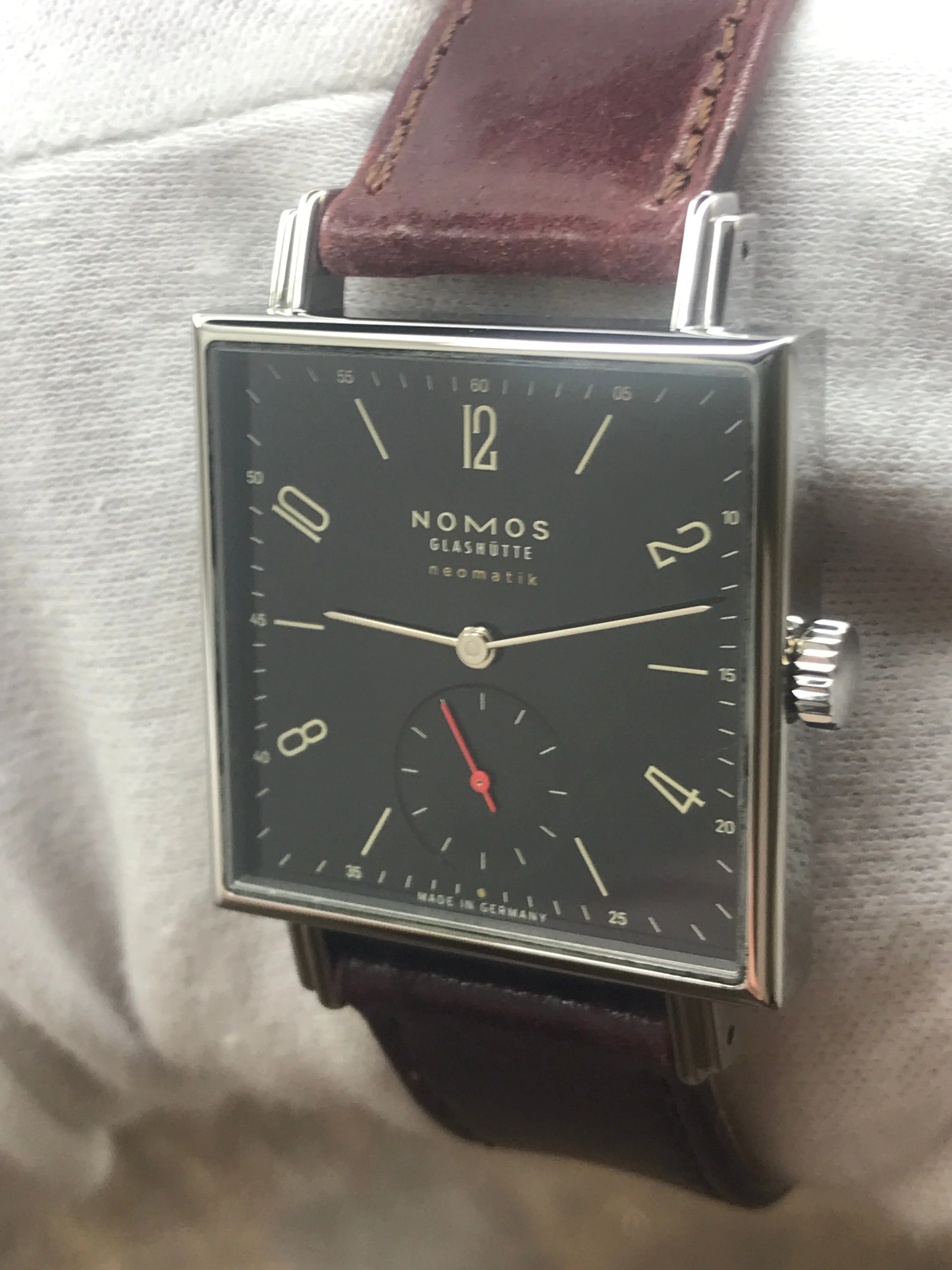 Nomos Tetra Neomatic 421.S4 Black Dial Automatic Watch