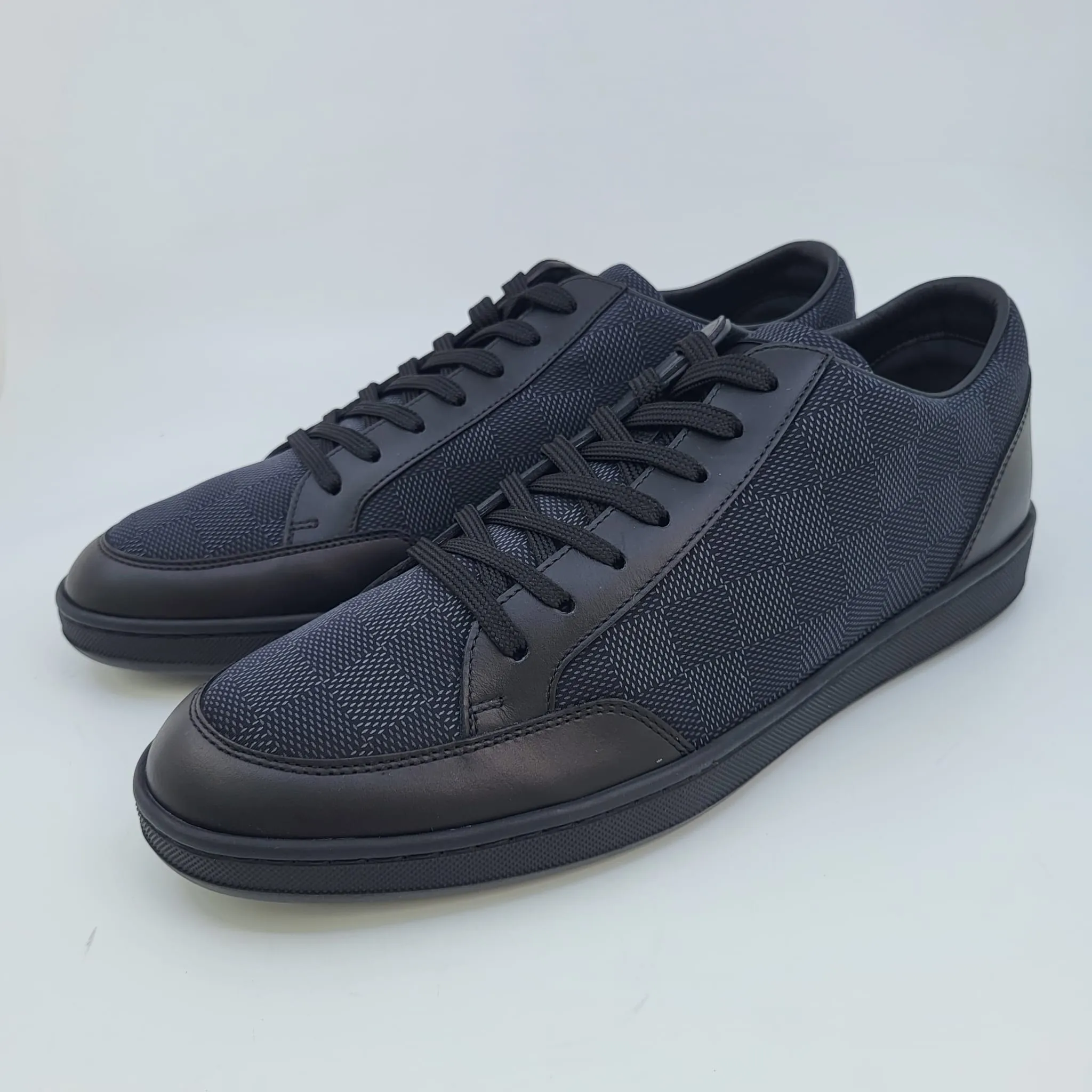 Offshore Sneaker