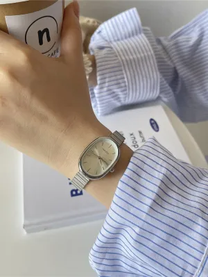 Round Minimalist Quartz Watch - Silver