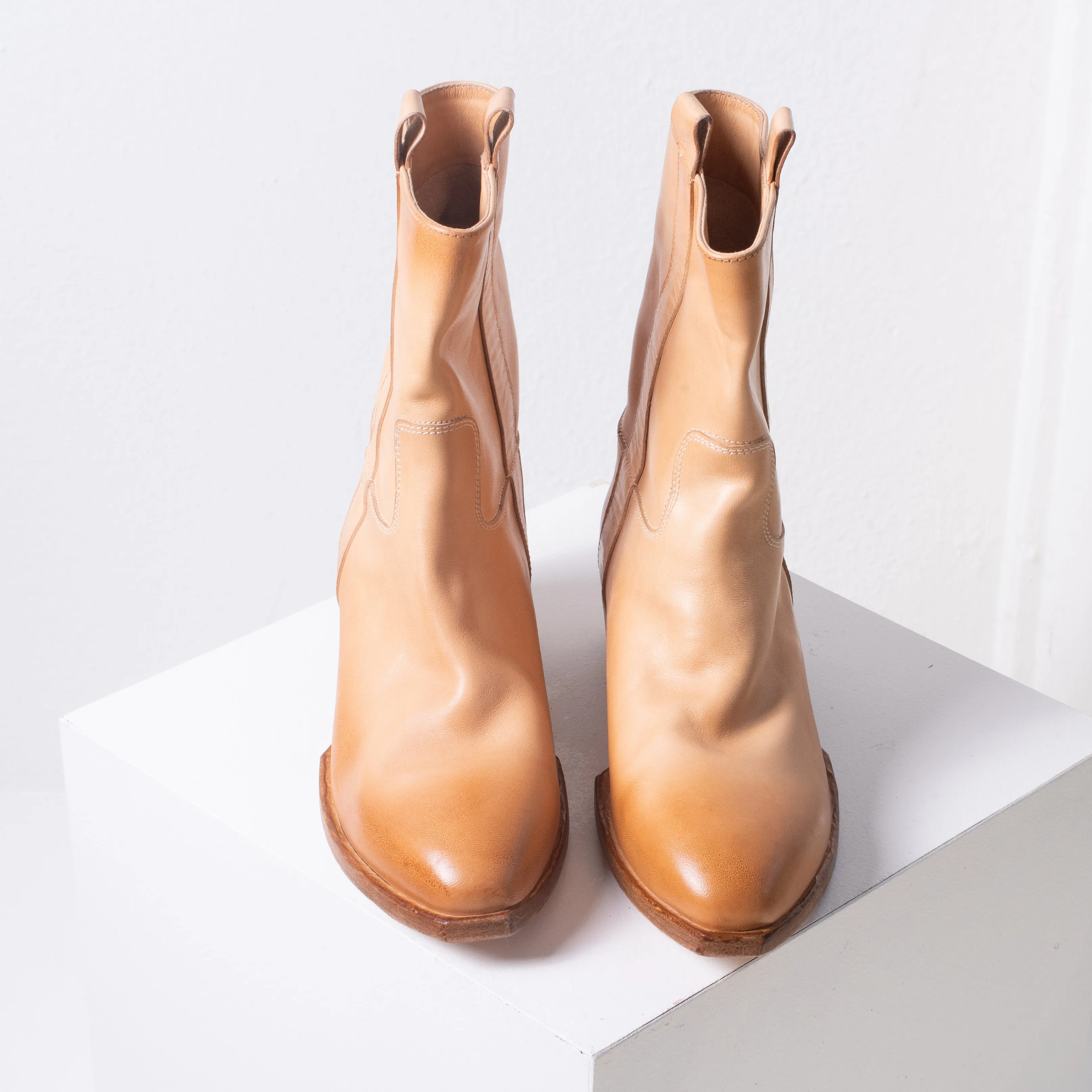 Shoto Western Pull on Boot (natural)