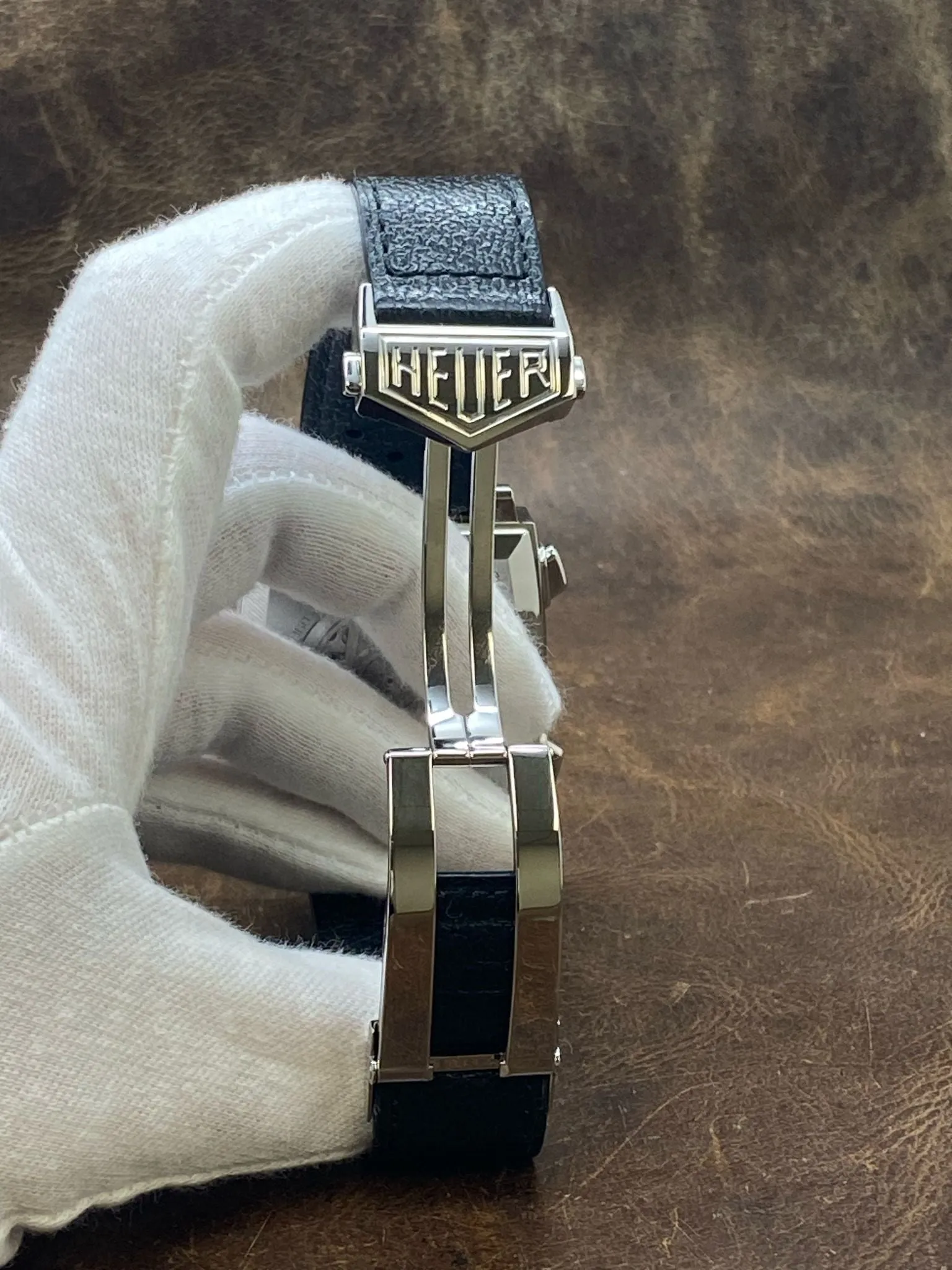 TAG Heuer Monaco Caliber 11 39mm CAW211P Blue Dial Automatic Men's Watch