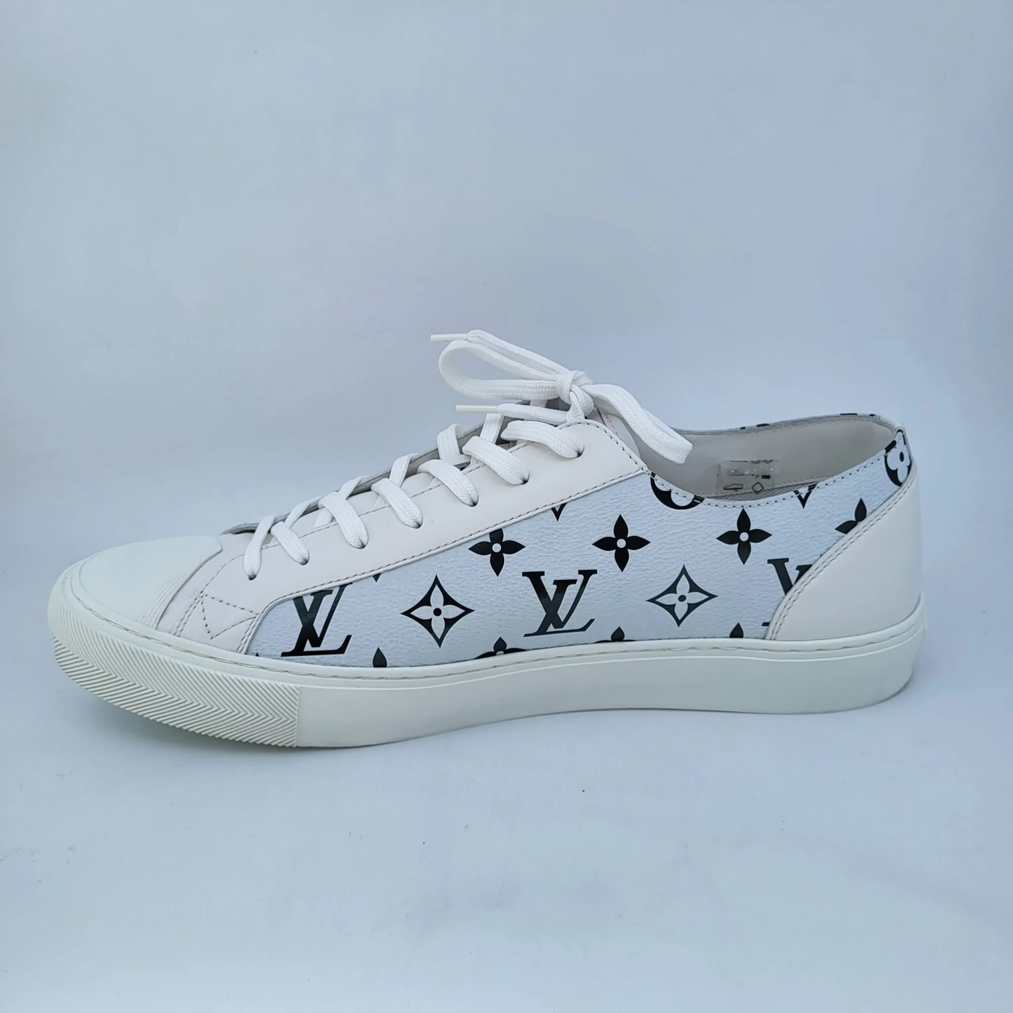 Tattoo Sneaker
