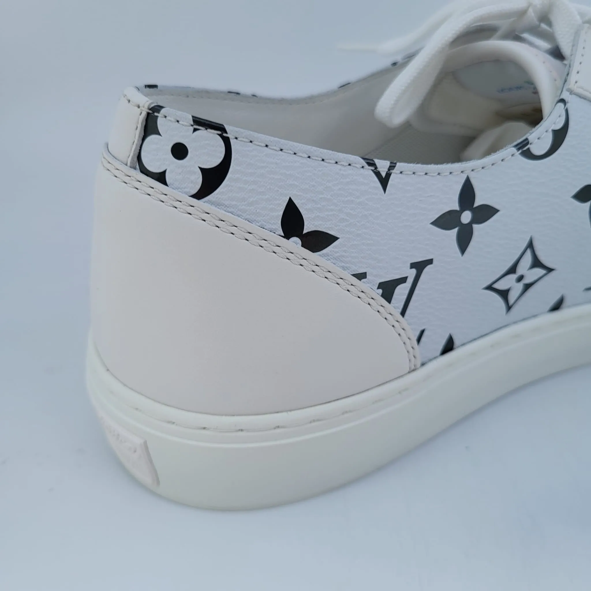 Tattoo Sneaker