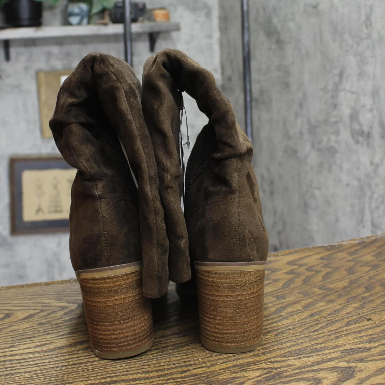 Universal Thread Womens Junie Tall Boots 90975015 Brown 10M