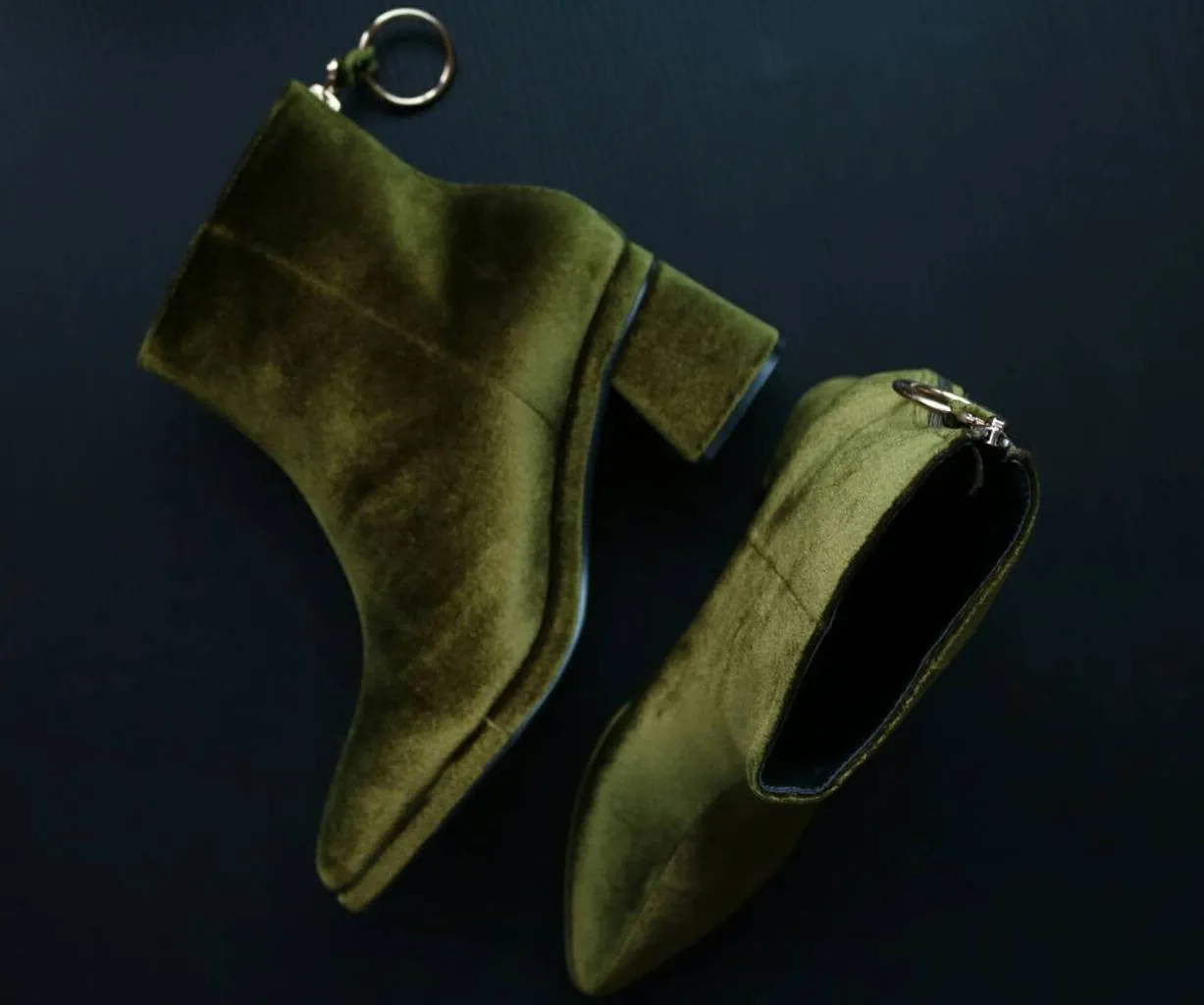velour boots-sold out