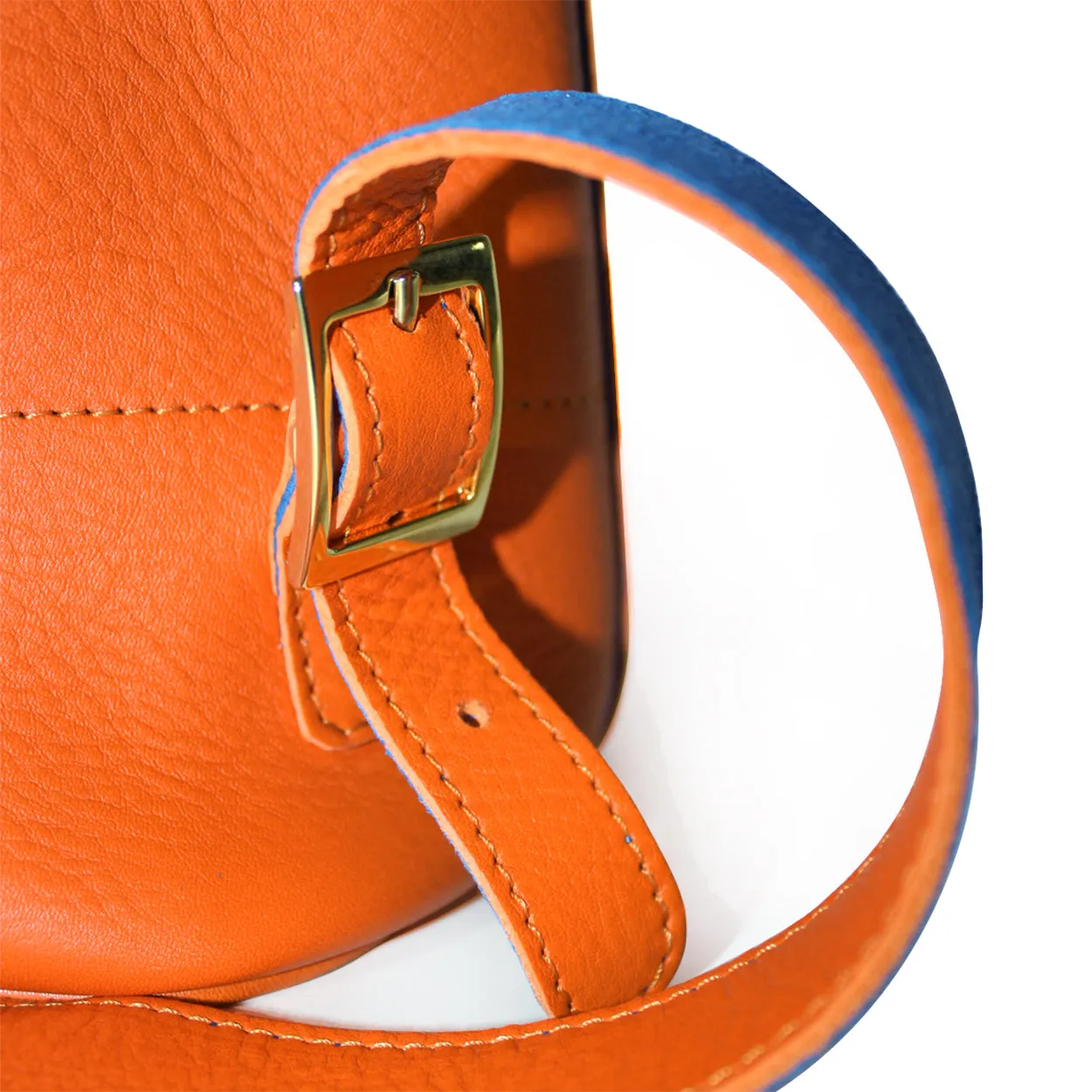 Venetian Leather Backpack – Handcrafted Elegance from the Murano Collection