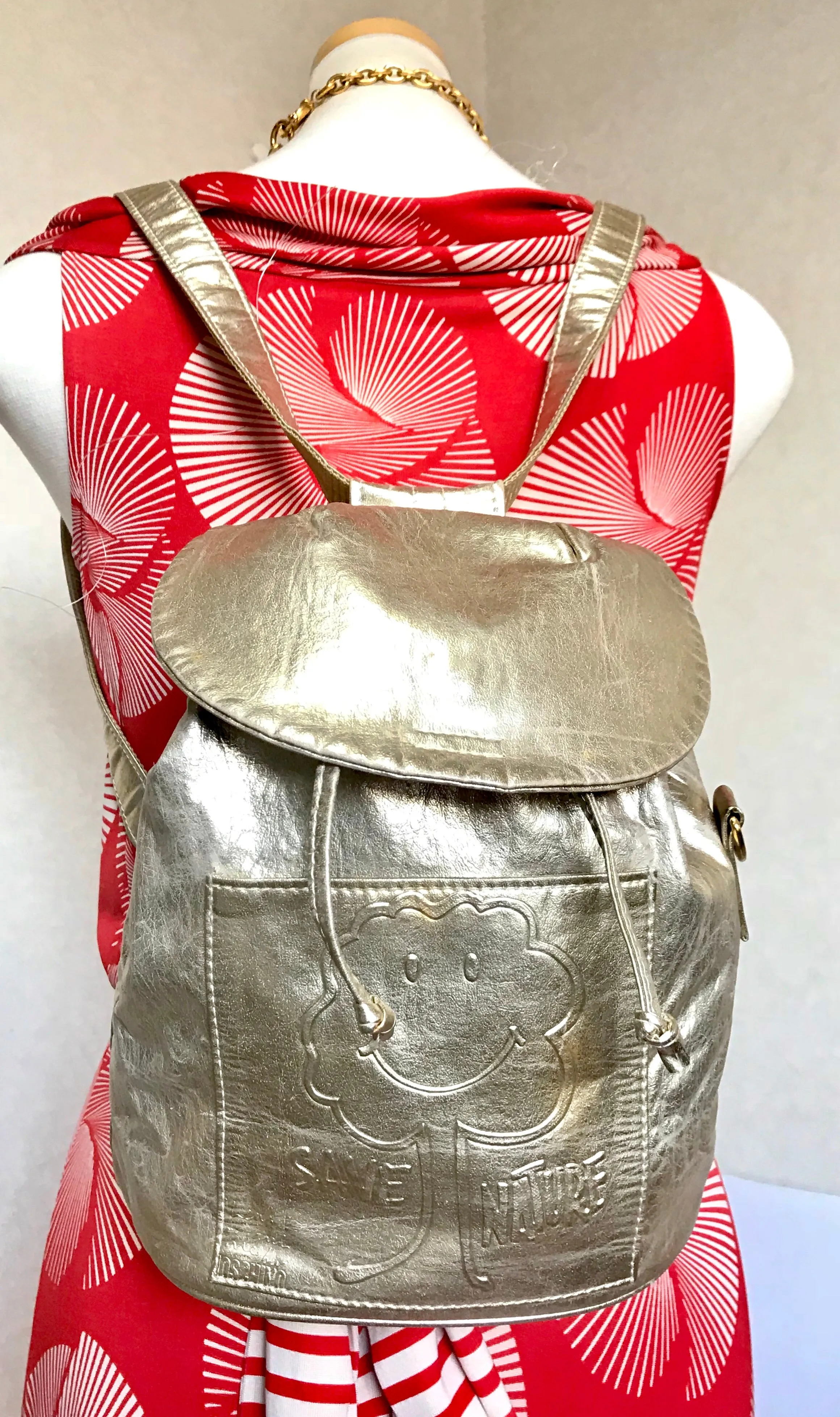 Vintage MOSCHINO champagne gold leather backpack, shoulder bag from SAVE NATURE collection. Must have daily use purse. 060625re2