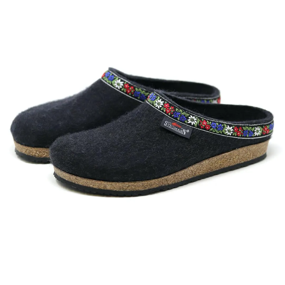 Women's Edelweiss Wool Clog - Medium