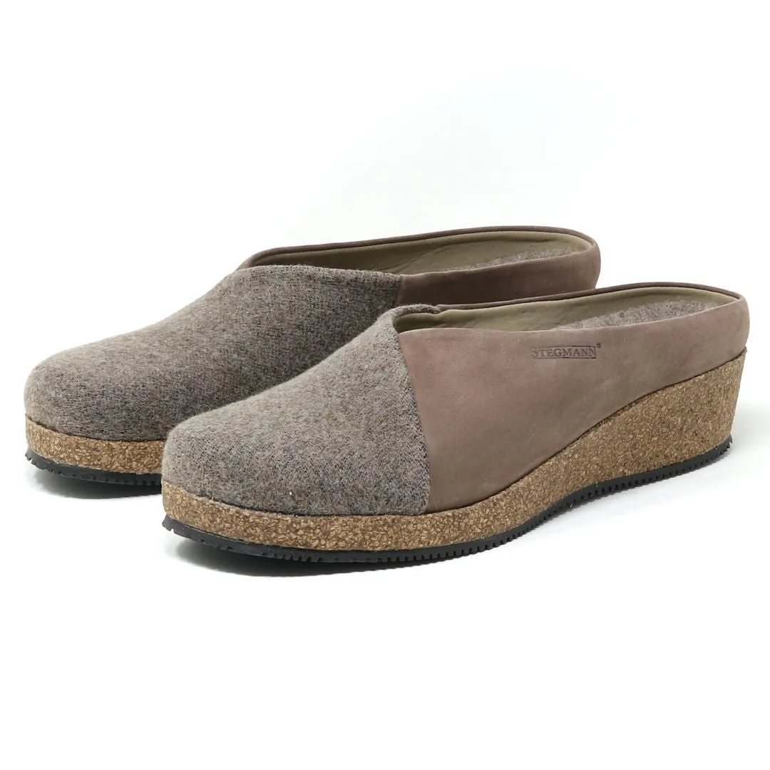 Women's Elsa Stretch Felt & Nubuck Wedge Mule