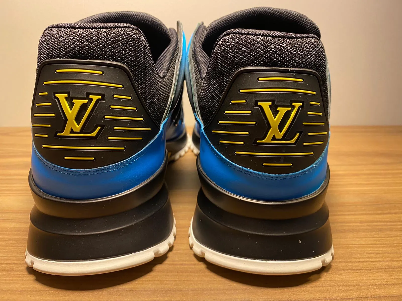 Zig Zag Sneaker