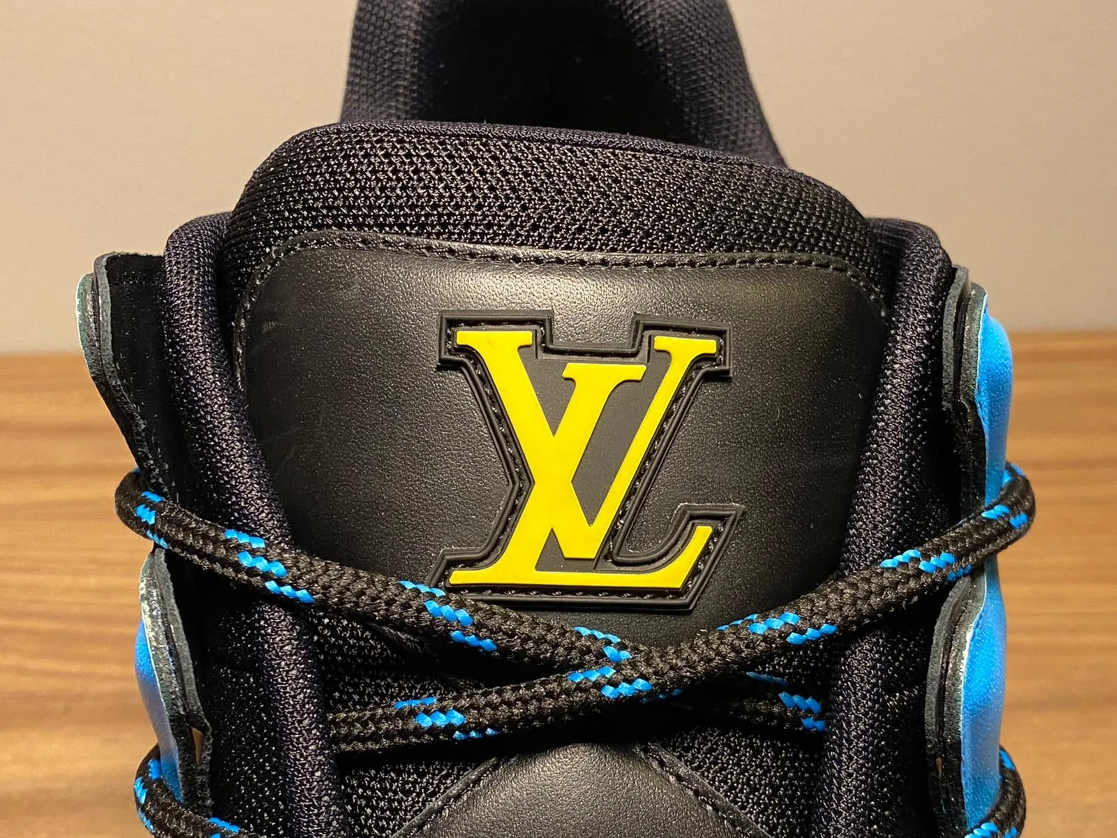 Zig Zag Sneaker