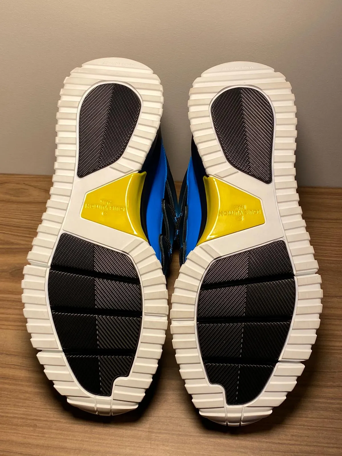 Zig Zag Sneaker