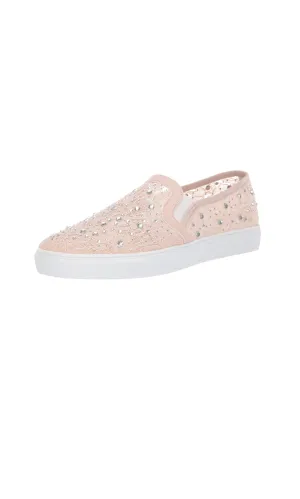 Zora Slip On Sneaker